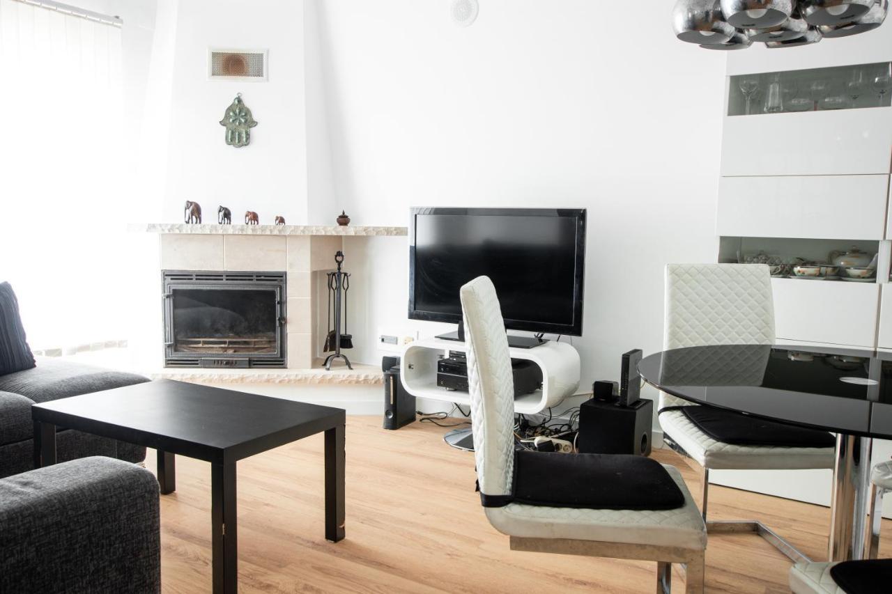 Villa 6Pax Baby Friendly Near Dino Park&Beaches Sao Bartolomeu dos Galegos e Moledo Luaran gambar